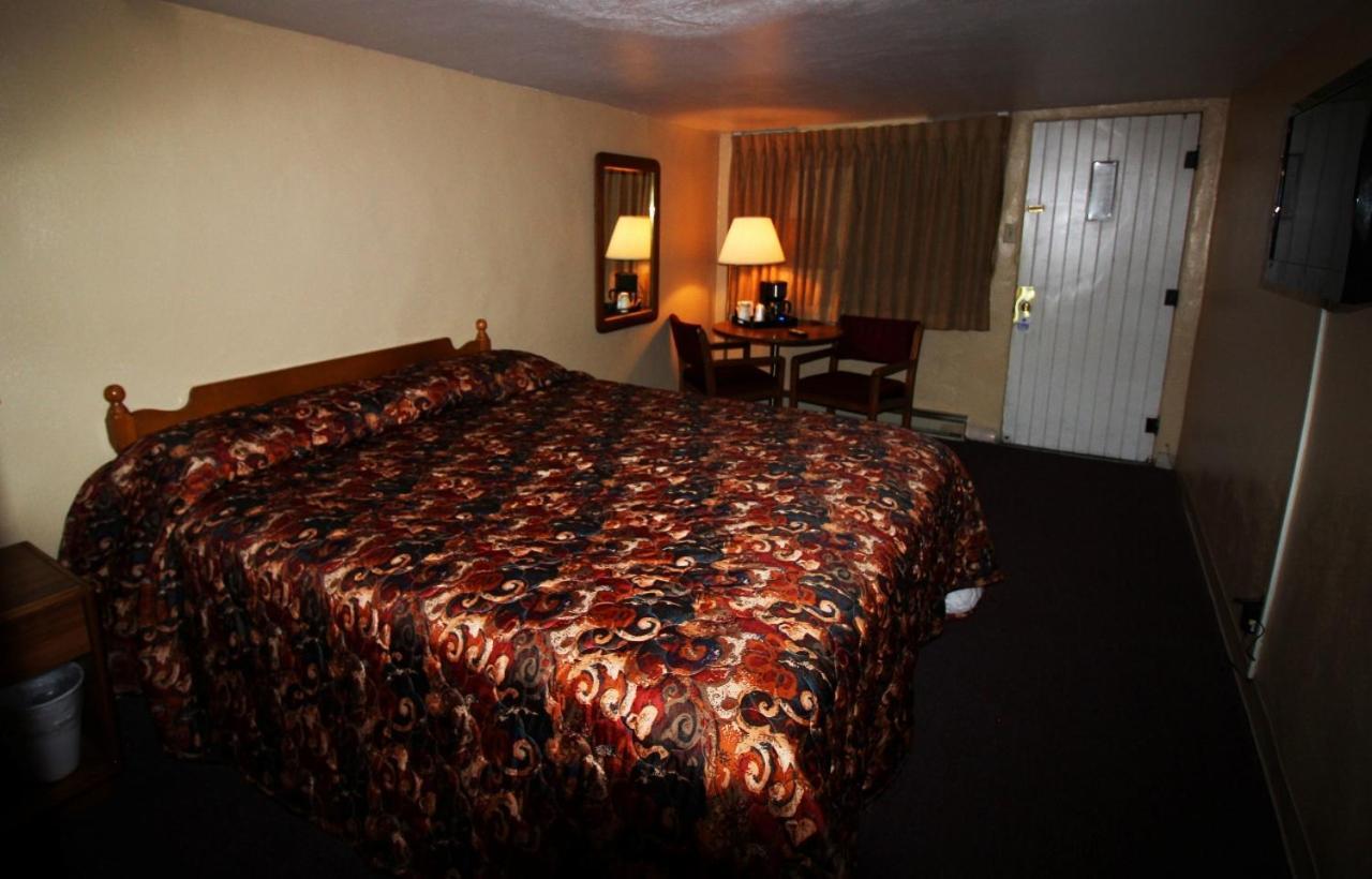 Topaz Lodge Буена Виста Екстериор снимка